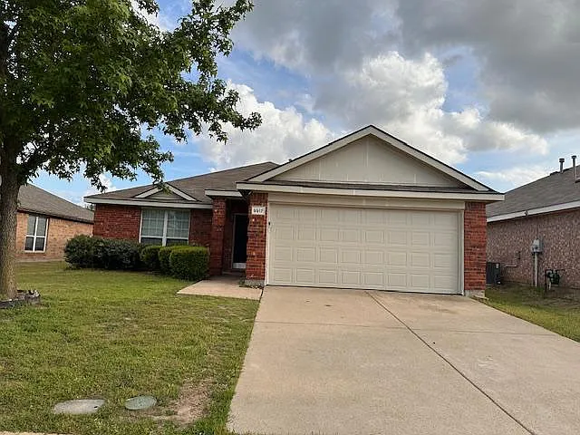 9917 Carter Dr — Photo 1
