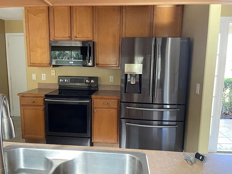 1746 Mandavilla Dr — Photo 6
