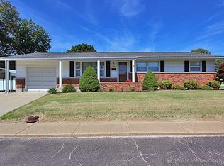 15 Park Dr, Ste Genevieve, MO 63670