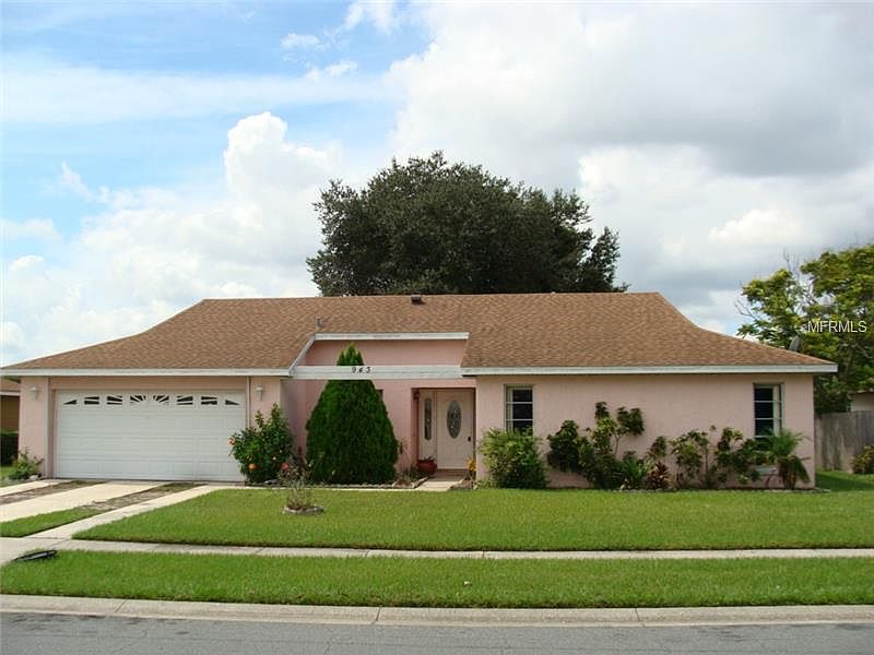 1st image of 943 California Woods Cir