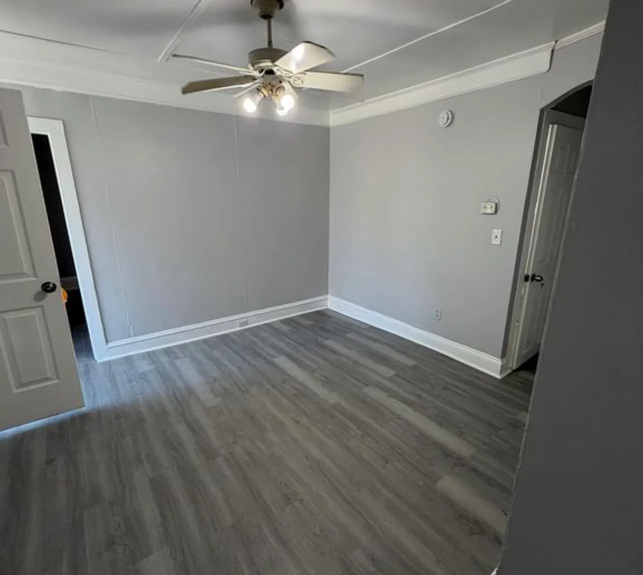 2 bed, 1000 sqft, $1,949 — Photo 4