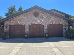 1874 Ridgeview Dr, Roseville, CA 95661