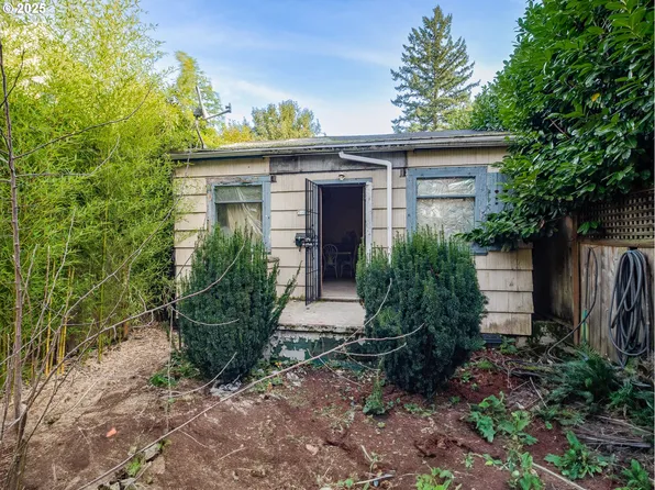 5926 NE 22nd Ave, Portland, OR 97211