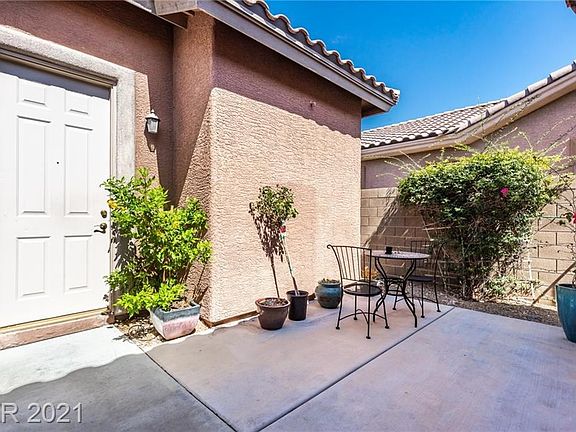5th image of 10884 Villa Torre St