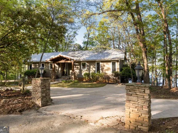 736 Cedar Ridge Rd, Hartwell, GA 30643