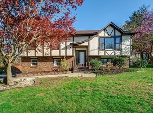 2 Carroll Ct, Parsippany, NJ 07054