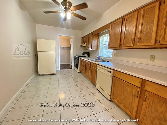 3rd image of 113 Orchard Ave