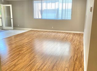 432 N Palm Dr #201, Beverly Hills, CA 90210