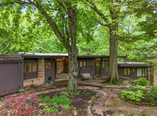 10 Overlook Dr, Anderson, IN 46011