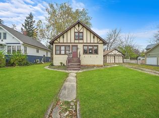 334 6th St, Downers Grove, IL 60515