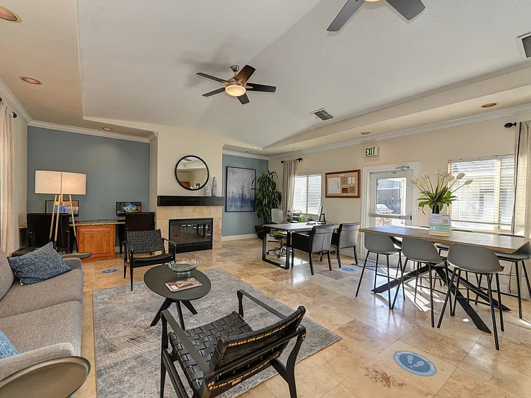 Monte Bello Apartments — Photo 29