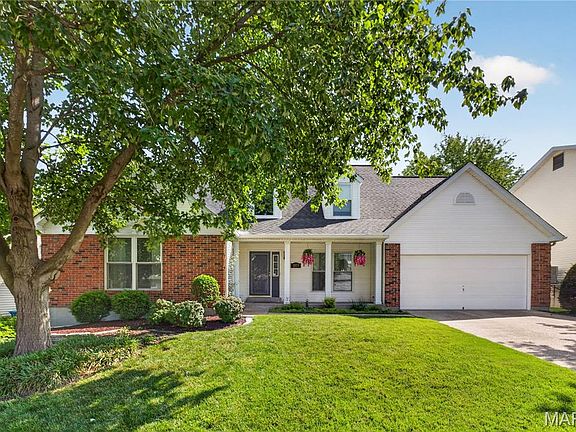 2nd image of 2133 Telford Dr
