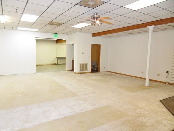 4th image of 2020 Dean St Ste B