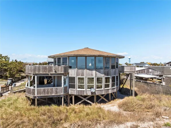 85 Bungalow Walk, Ocean Beach, NY 11770