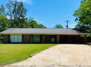 6217 Byron Dr, Ocean Springs, MS 39564