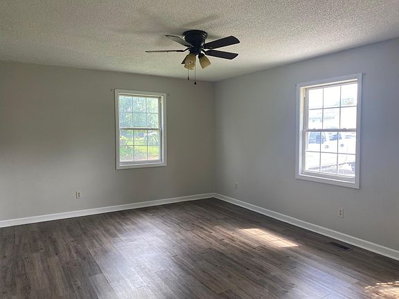 4th image of 200 Harrel St