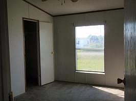 5th image of 208 Majestic Dr