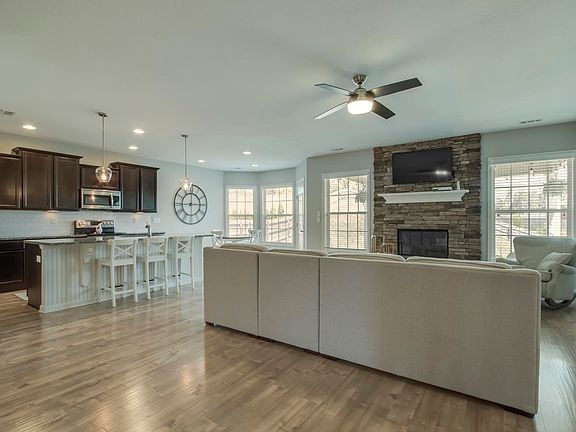 5th image of 12720 Sailpointe Ln