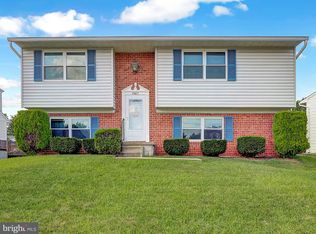 8602 Jessica Ln, Perry Hall, MD 21128