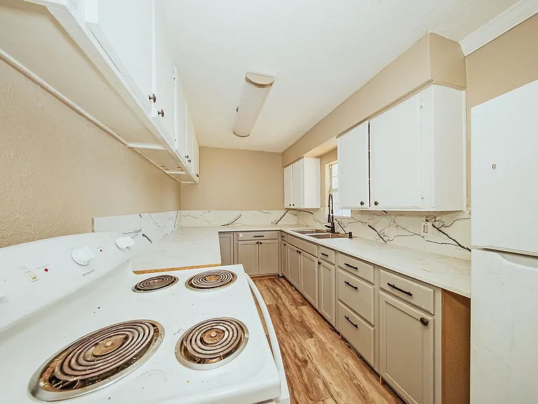 2610 NW Lindy Ave — Photo 14