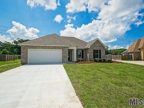 3rd image of 26375 Pinecrest Dr