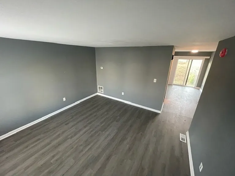 1112 Inner Cir — Photo 12