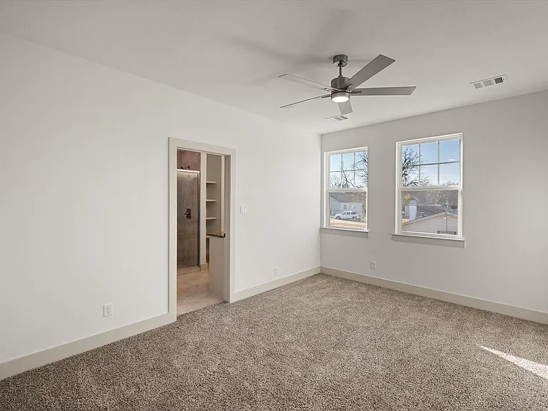 506 E Kimball St #1 — Photo 25