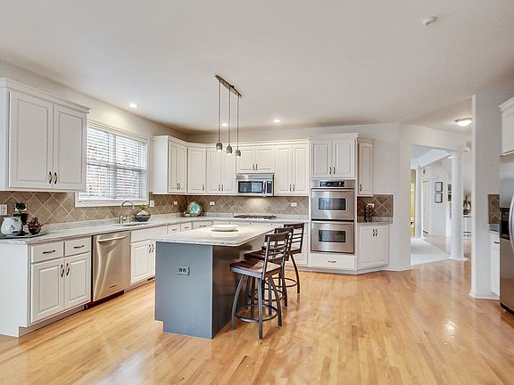5th image of 496 W Haleys Hill Ct