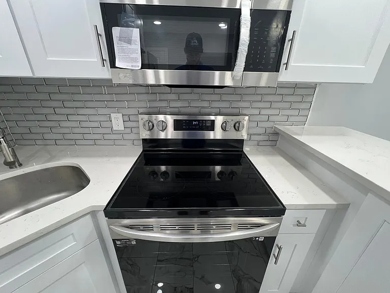 29 Belmont Cir #2 — Photo 5