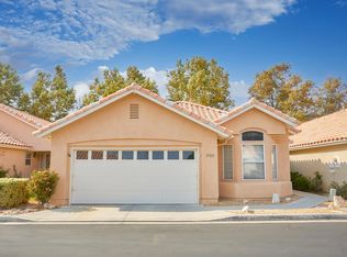 19128 Pine Way, Apple Valley, CA 92308