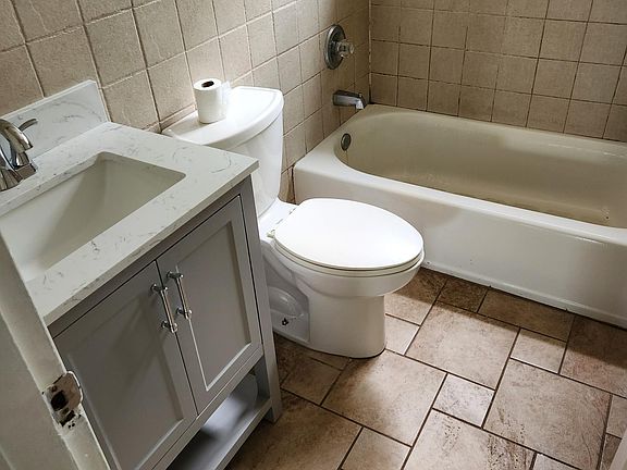 2nd image of 2213 Gerald Ct #10