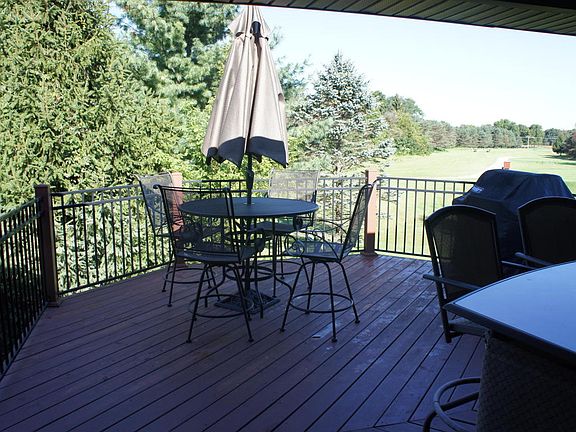 5th image of 29396 Heritage Ln