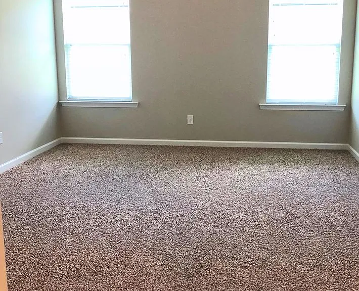 103 Marshall Ct — Photo 12