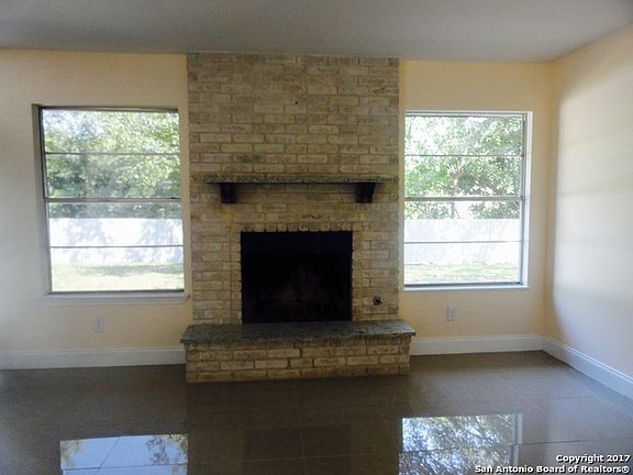 5th image of 12410 La Albada St