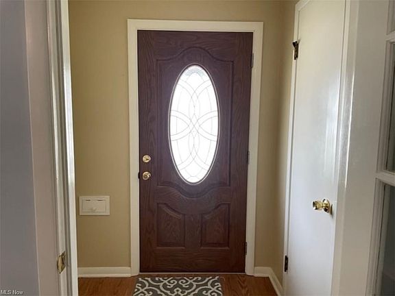 3rd image of 1601 Tuxedo Ave