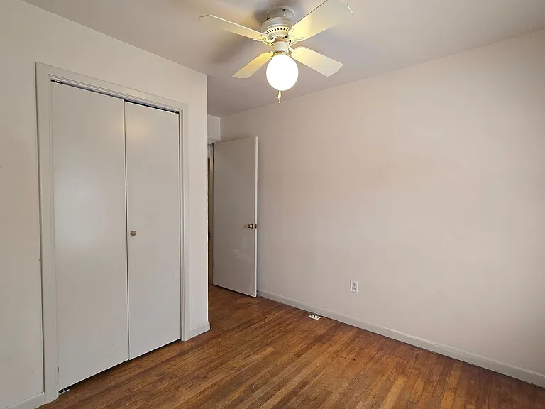 2408 Meadow Ln — Photo 9