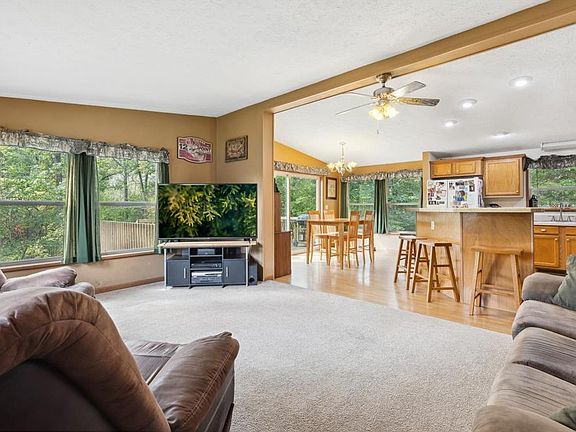 5th image of 969 Dosh Rd