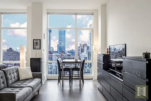 Rented by Halstead Real Estate | media 60