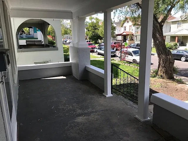 28 Indiana Ave