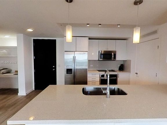 3rd image of 999 SW 1st Ave APT 2915