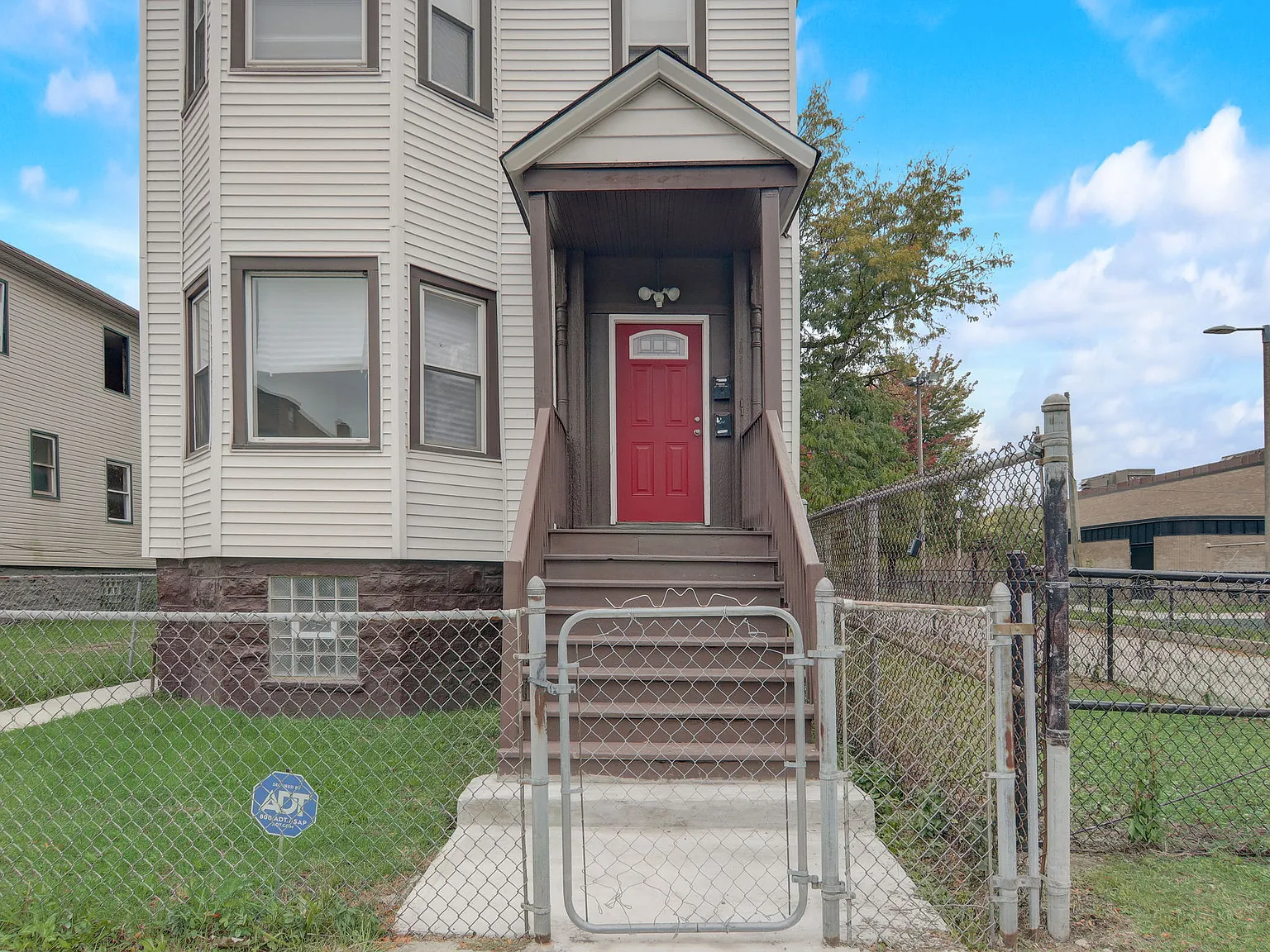5720 South Princeton Avenue - 2 — Photo 1