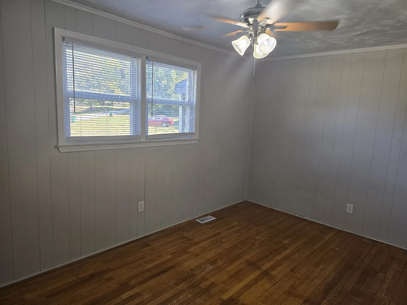 391 Sequoia Dr — Photo 4