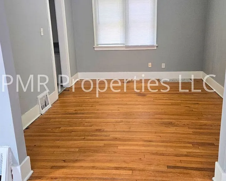 501 Damon St — Photo 4