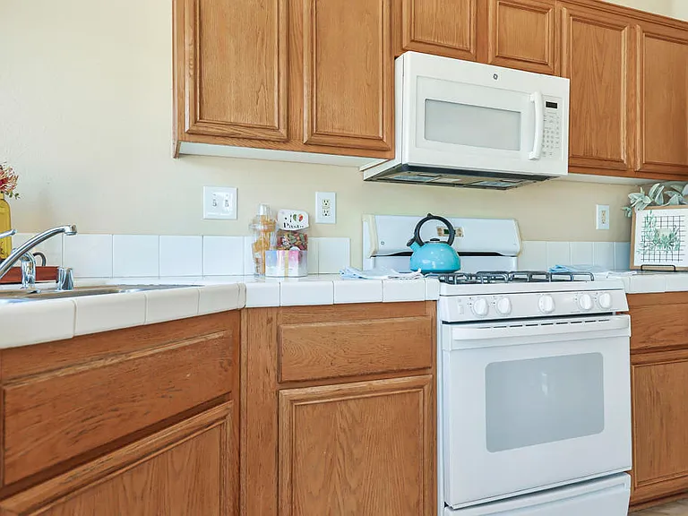 45930 Las Colinas — Photo 20