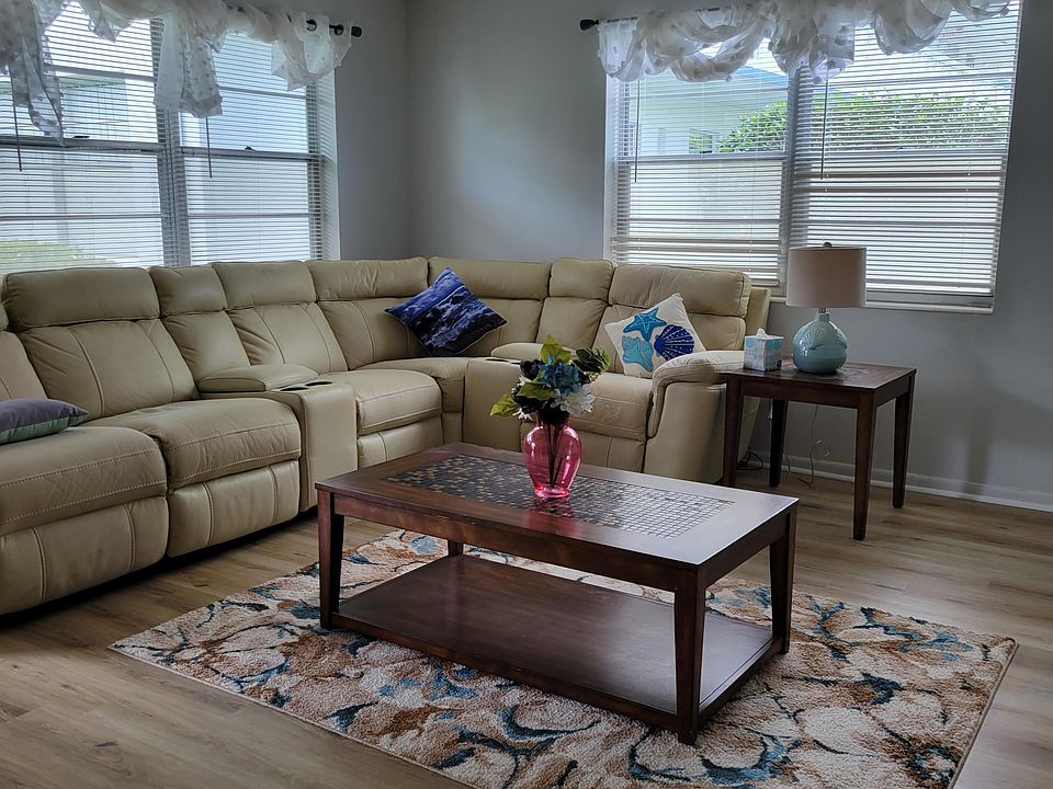 1st image of 221 Markham K