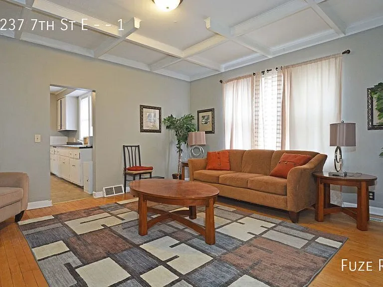 1237 7th St E #1 — Photo 3