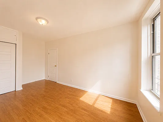 Bedroom, photo 6