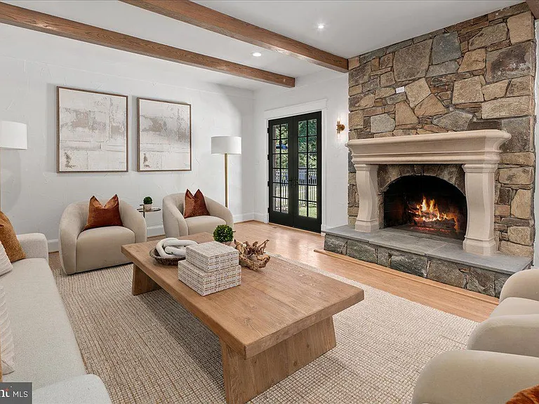 10816 Barn Wood Ln — Photo 11
