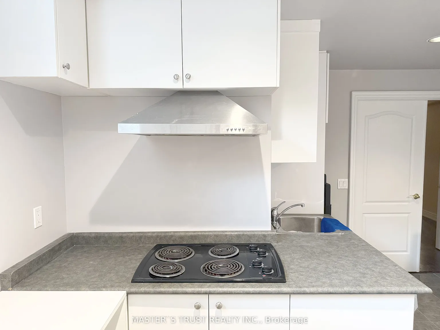 2 bed, $3,100 — Photo 4
