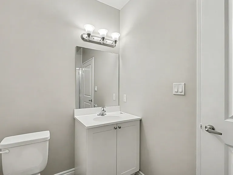 660 Garibaldi Ave — Photo 47